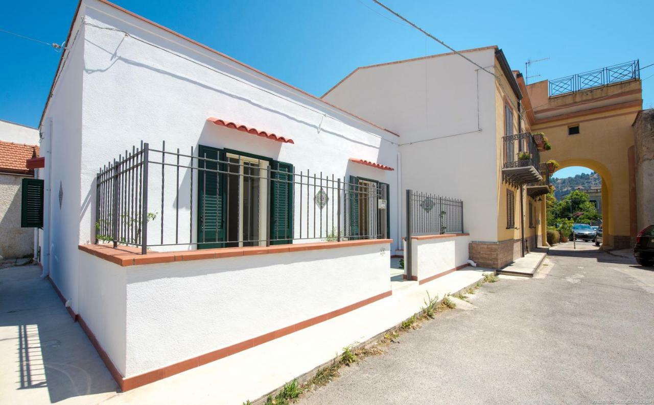 Casa Martini Mondello Villa Palermo Exterior photo